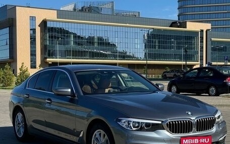 BMW 5 серия, 2018 год, 2 850 000 рублей, 2 фотография