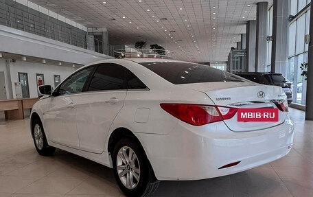 Hyundai Sonata VI, 2012 год, 855 000 рублей, 7 фотография