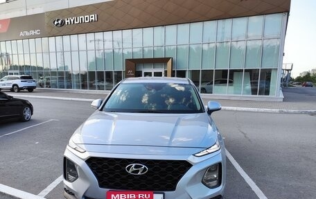 Hyundai Santa Fe IV, 2018 год, 2 600 000 рублей, 2 фотография