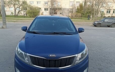 KIA Rio III рестайлинг, 2013 год, 799 000 рублей, 3 фотография