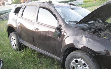 Renault Duster I рестайлинг, 2014 год, 220 000 рублей, 3 фотография