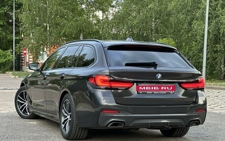 BMW 5 серия, 2020 год, 6 230 000 рублей, 3 фотография