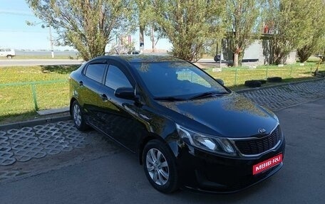 KIA Rio III рестайлинг, 2013 год, 800 000 рублей, 1 фотография