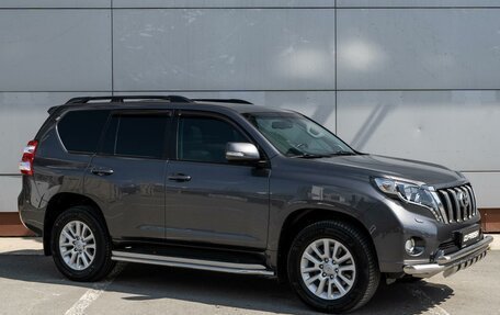 Toyota Land Cruiser Prado 150 рестайлинг 2, 2016 год, 5 189 000 рублей, 1 фотография