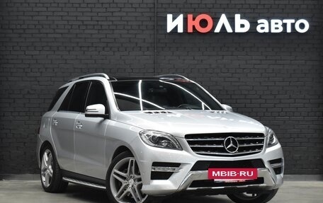 Mercedes-Benz M-Класс, 2012 год, 3 200 000 рублей, 3 фотография