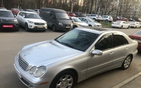 Mercedes-Benz C-Класс, 2004 год, 700 000 рублей, 1 фотография