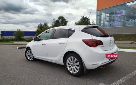 Opel Astra J, 2013 год, 1 350 000 рублей, 6 фотография