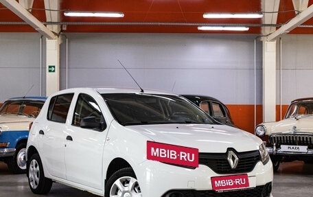 Renault Sandero II рестайлинг, 2015 год, 919 000 рублей, 2 фотография