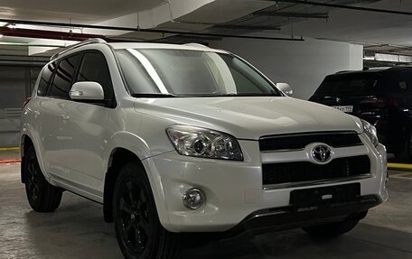 Toyota RAV4, 2012 год, 2 600 000 рублей, 2 фотография