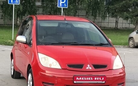 Mitsubishi Colt VI рестайлинг, 2003 год, 415 000 рублей, 7 фотография