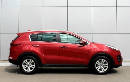 KIA Sportage IV рестайлинг, 2017 год, 1 880 000 рублей, 5 фотография