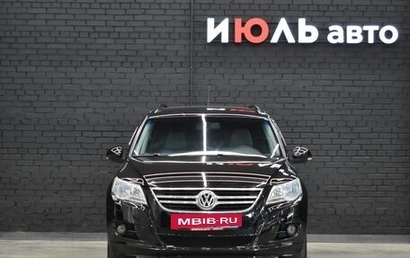 Volkswagen Tiguan I, 2010 год, 1 280 000 рублей, 2 фотография