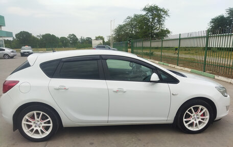 Opel Astra J, 2012 год, 950 000 рублей, 4 фотография