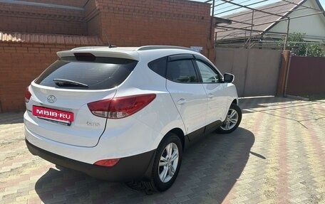 Hyundai ix35 I рестайлинг, 2013 год, 1 690 000 рублей, 4 фотография