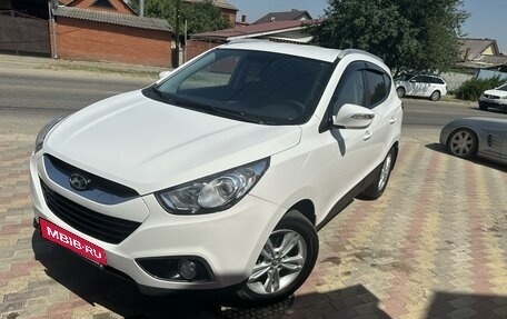 Hyundai ix35 I рестайлинг, 2013 год, 1 690 000 рублей, 2 фотография