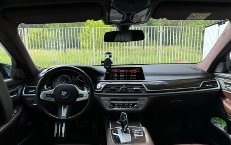 BMW 7 серия, 2018 год, 4 450 000 рублей, 3 фотография