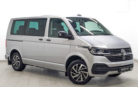 Volkswagen Multivan T6 рестайлинг, 2019 год, 5 990 000 рублей, 3 фотография