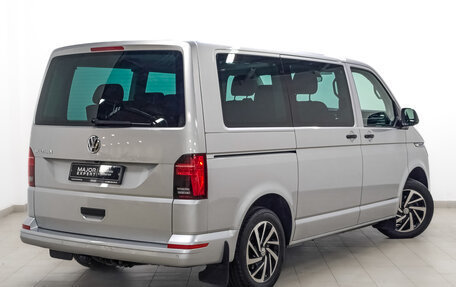 Volkswagen Multivan T6 рестайлинг, 2019 год, 5 990 000 рублей, 5 фотография