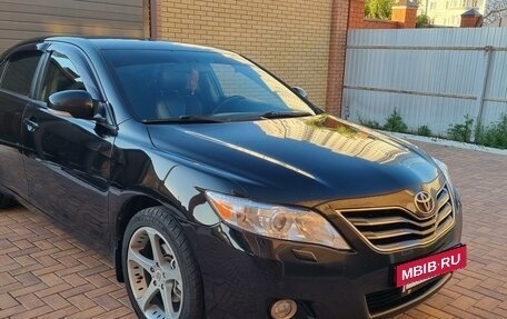 Toyota Camry, 2011 год, 1 570 000 рублей, 4 фотография