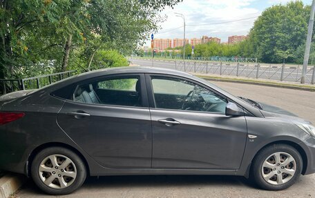 Hyundai Solaris II рестайлинг, 2013 год, 750 000 рублей, 4 фотография