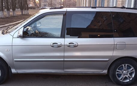 KIA Carnival III, 2004 год, 550 000 рублей, 6 фотография