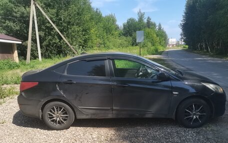 Hyundai Solaris II рестайлинг, 2012 год, 740 000 рублей, 2 фотография