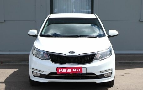 KIA Rio III рестайлинг, 2015 год, 999 000 рублей, 2 фотография