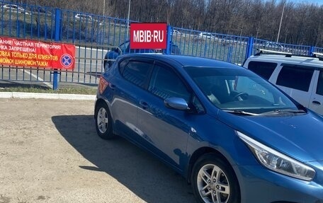 KIA cee'd III, 2014 год, 910 000 рублей, 2 фотография