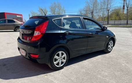 Hyundai Solaris II рестайлинг, 2012 год, 660 000 рублей, 5 фотография