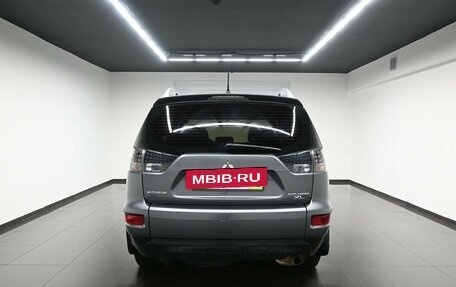 Mitsubishi Outlander III рестайлинг 3, 2010 год, 1 295 000 рублей, 4 фотография