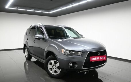 Mitsubishi Outlander III рестайлинг 3, 2010 год, 1 295 000 рублей, 5 фотография