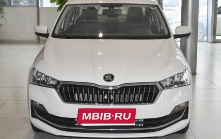 Skoda Rapid II, 2023 год, 2 400 000 рублей, 3 фотография