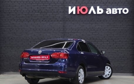 Volkswagen Jetta VI, 2011 год, 1 125 000 рублей, 8 фотография