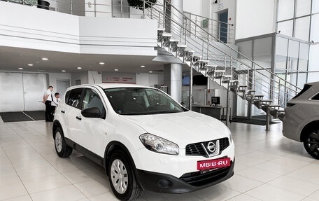 Nissan Qashqai, 2011 год, 975 000 рублей, 3 фотография