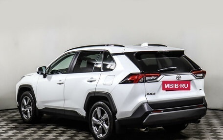 Toyota RAV4, 2020 год, 3 618 000 рублей, 7 фотография