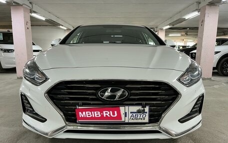 Hyundai Sonata VII, 2019 год, 2 350 000 рублей, 2 фотография