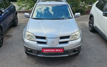 Mitsubishi Outlander III рестайлинг 3, 2006 год, 850 000 рублей, 1 фотография