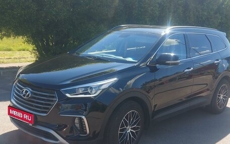 Hyundai Santa Fe III рестайлинг, 2018 год, 3 300 000 рублей, 1 фотография