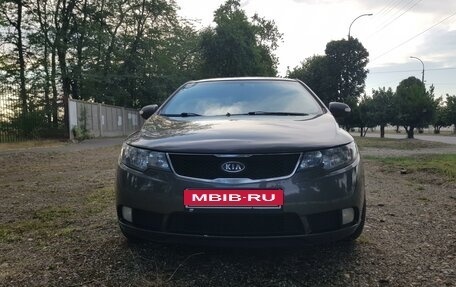 KIA Cerato III, 2010 год, 830 000 рублей, 2 фотография