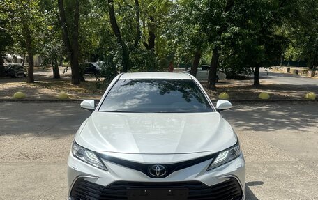 Toyota Camry, 2021 год, 4 330 000 рублей, 2 фотография