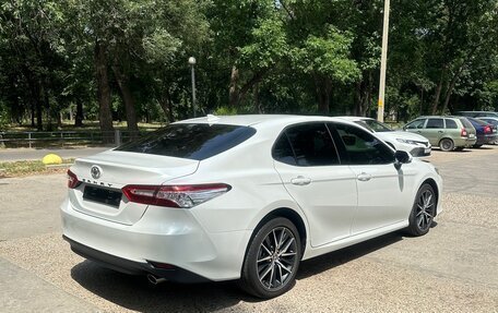 Toyota Camry, 2021 год, 4 330 000 рублей, 6 фотография