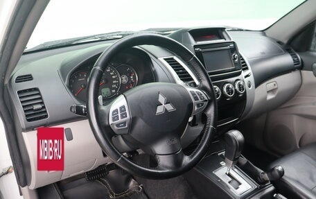 Mitsubishi Pajero Sport II рестайлинг, 2014 год, 2 130 000 рублей, 7 фотография