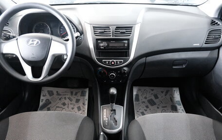 Hyundai Solaris II рестайлинг, 2012 год, 979 000 рублей, 10 фотография