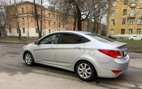 Hyundai Solaris II рестайлинг, 2014 год, 855 000 рублей, 30 фотография