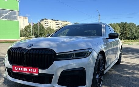 BMW 7 серия, 2019 год, 7 150 000 рублей, 1 фотография