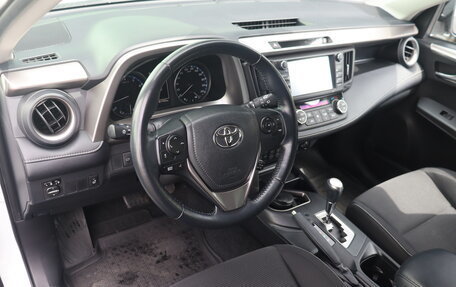 Toyota RAV4, 2019 год, 2 950 000 рублей, 7 фотография