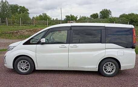 Honda Stepwgn IV, 2018 год, 2 440 000 рублей, 12 фотография