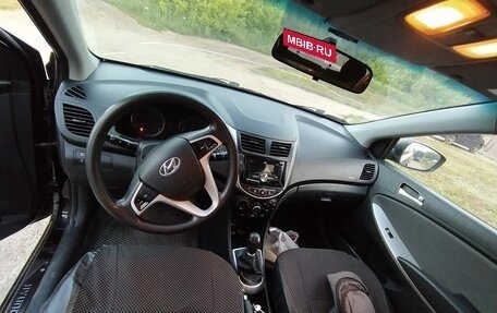 Hyundai Solaris II рестайлинг, 2012 год, 780 000 рублей, 7 фотография