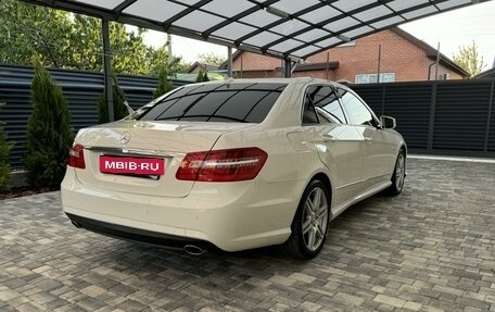 Mercedes-Benz E-Класс, 2010 год, 1 730 000 рублей, 2 фотография