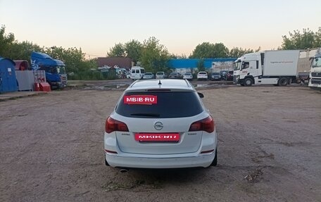 Opel Astra J, 2012 год, 955 000 рублей, 5 фотография